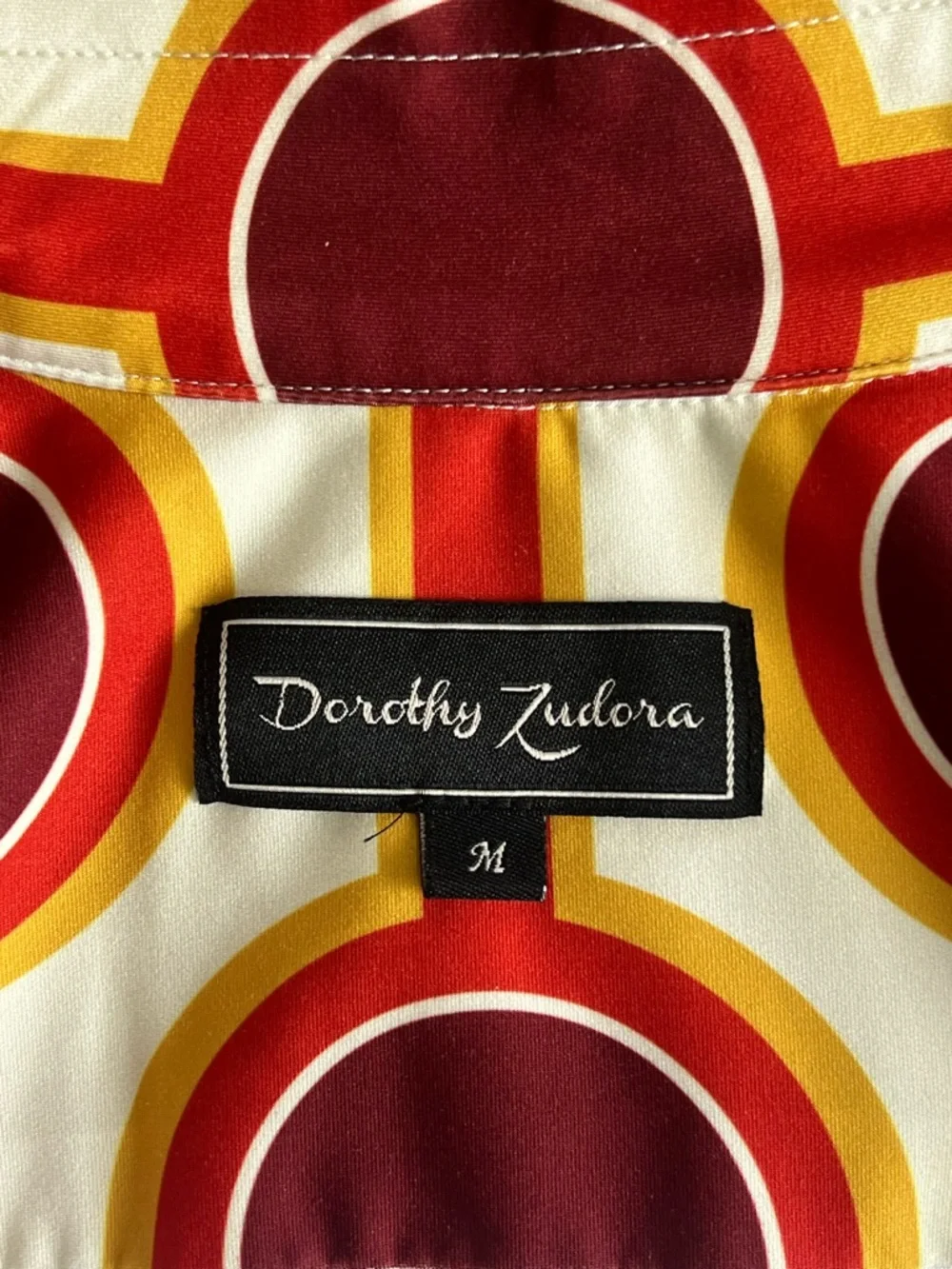 Dorothy Zudora 70’s Burning Sands Print Long Sleeve Button Up Shirt Medium - Picture 9 of 10